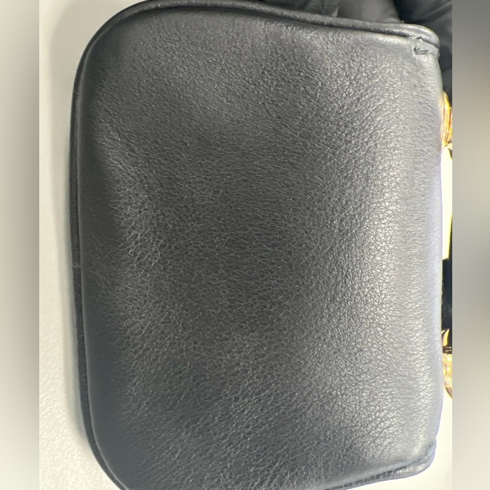New Authentic Gucci Blondie GG Logo
Black Crossbody Wallet Bag - Picture 12 of 14